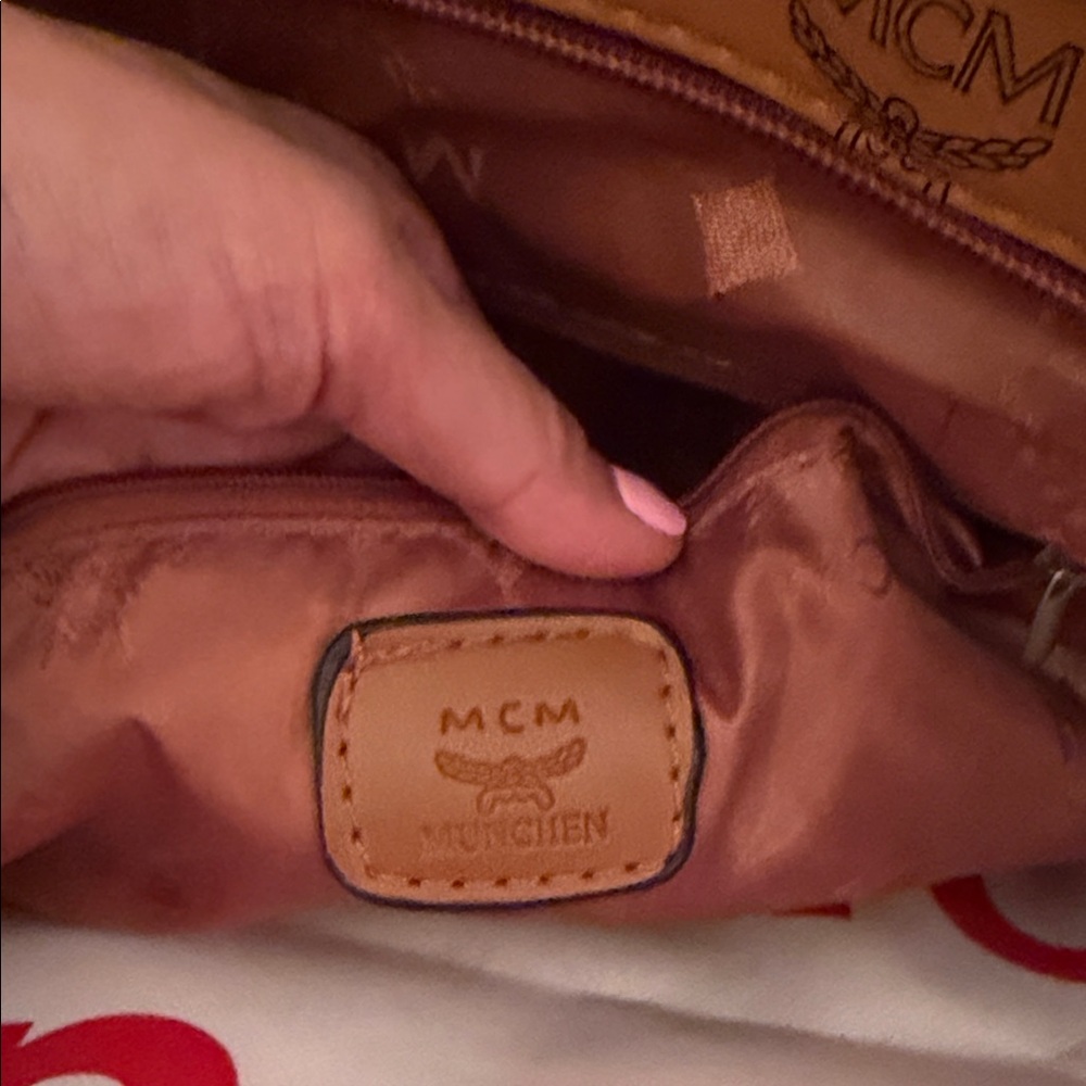 Classic Cognac Tote Bag - Picture 3 of 4